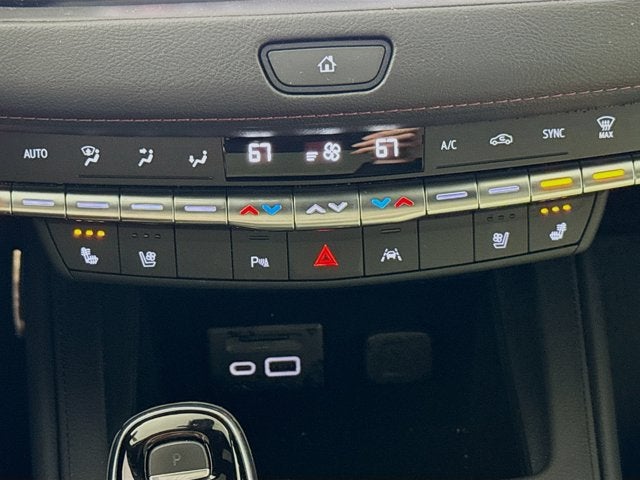 2022 Cadillac XT4 AWD Sport