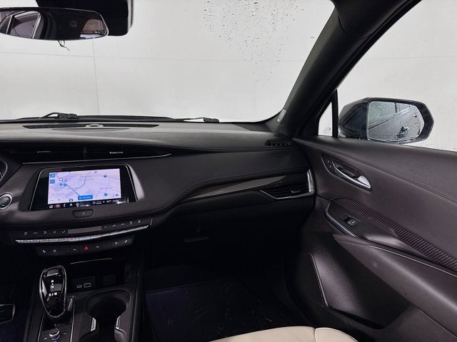 2022 Cadillac XT4 AWD Sport