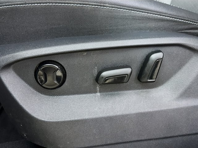 2020 Volkswagen Atlas Cross Sport 2.0T SE w/Technology