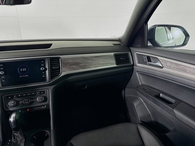 2020 Volkswagen Atlas Cross Sport 2.0T SE w/Technology