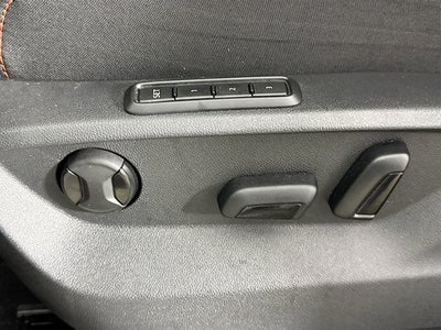 2024 Volkswagen Atlas 2.0T Peak Edition SEL