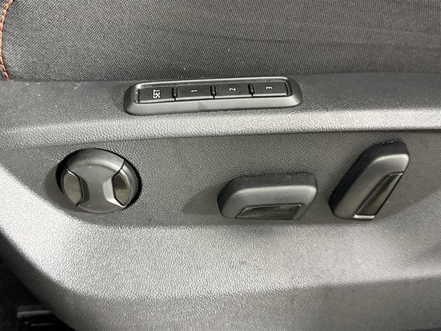 2024 Volkswagen Atlas 2.0T Peak Edition SEL