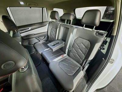 2024 Volkswagen Atlas 2.0T Peak Edition SEL