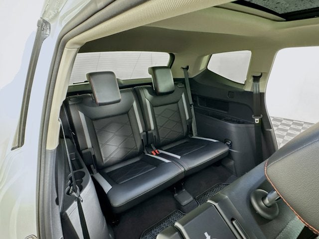 2024 Volkswagen Atlas 2.0T Peak Edition SEL