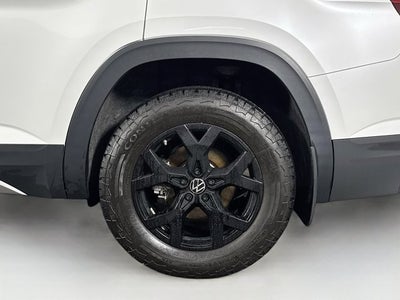 2024 Volkswagen Atlas 2.0T Peak Edition SEL