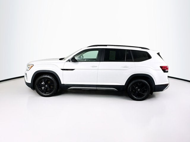 2024 Volkswagen Atlas 2.0T Peak Edition SEL