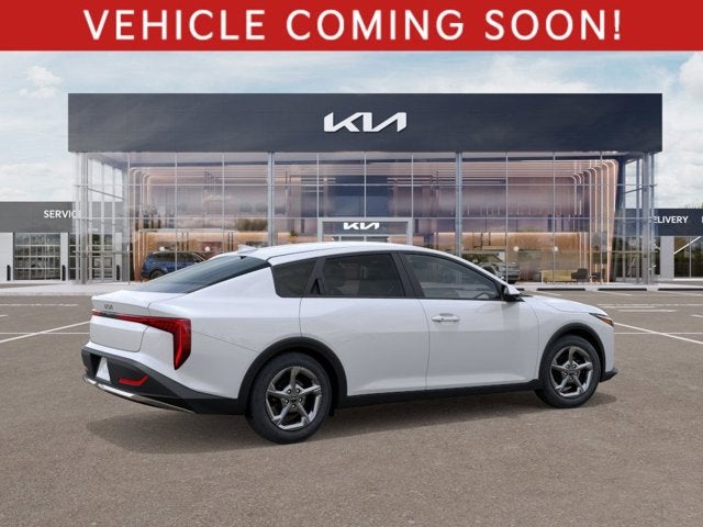 2026 Kia K4 LXS