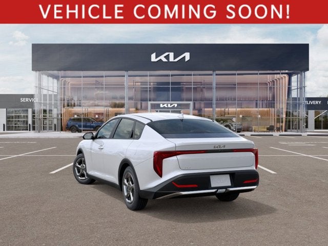 2026 Kia K4 LXS