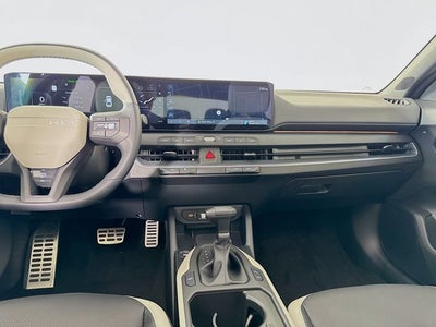 2025 Kia K4 GT-Line Turbo