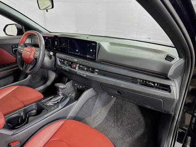 2025 Kia K4 GT-Line Turbo