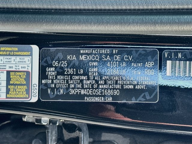 2025 Kia K4 GT-Line