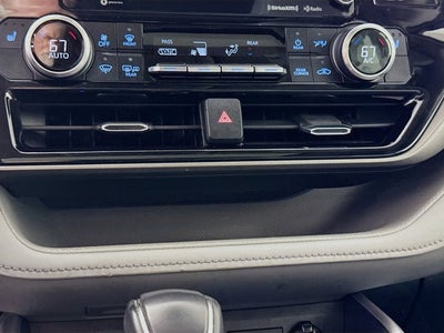 2022 Toyota Highlander XLE