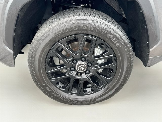 2025 Toyota Tundra 4WD SR5