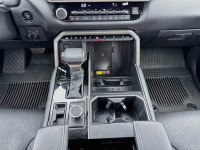 2025 Toyota Tundra 4WD SR5