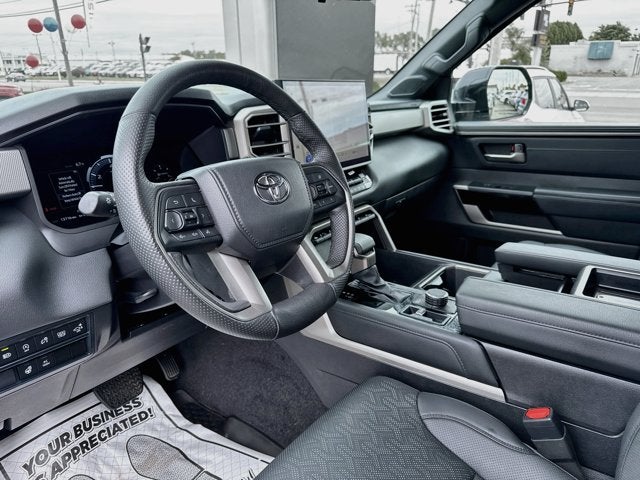 2025 Toyota Tundra 4WD SR5