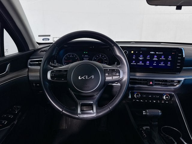 2023 Kia K5 EX