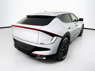 2025 Kia EV6 Wind