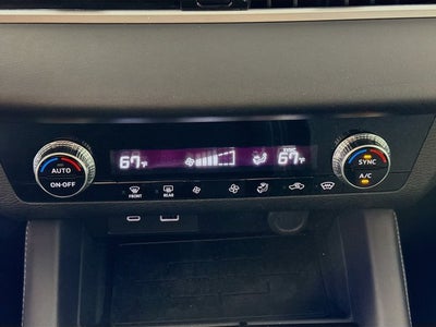 2024 Mitsubishi Outlander ES