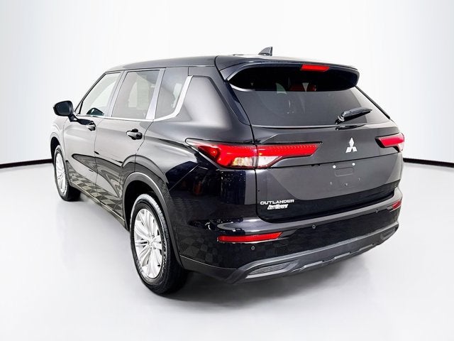2024 Mitsubishi Outlander ES
