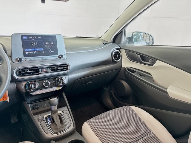 2023 Hyundai Kona SE