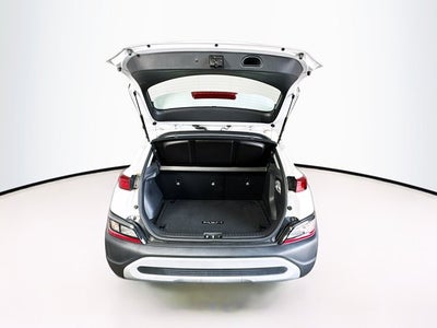 2023 Hyundai Kona SE