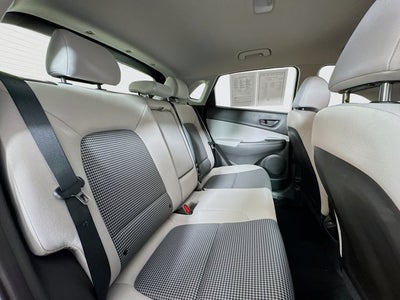 2023 Hyundai Kona SE