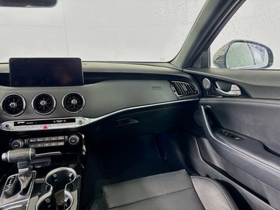 2023 Kia Stinger GT-Line