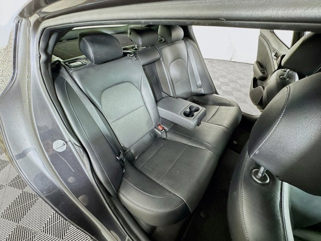 2023 Kia Stinger GT-Line