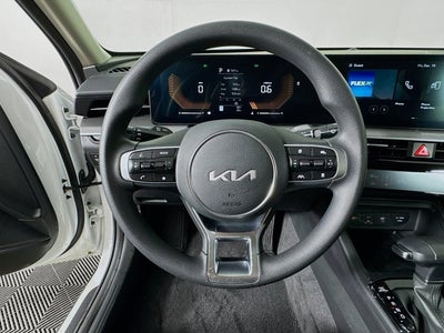 2025 Kia K5 LXS