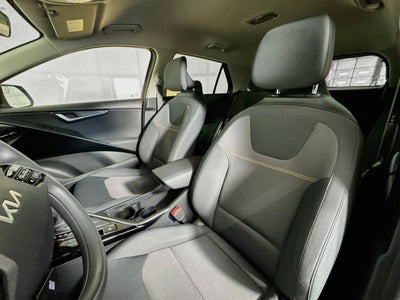 2024 Kia Niro LX