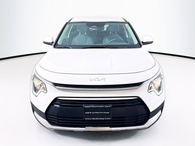 2023 Kia Niro LX