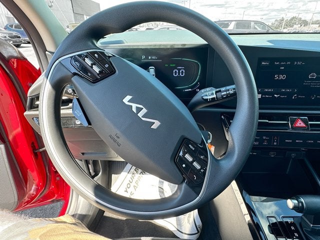 2023 Kia Niro LX