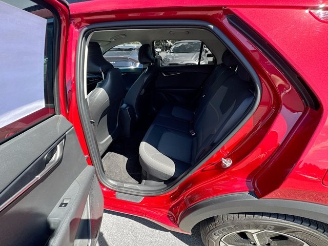 2023 Kia Niro LX