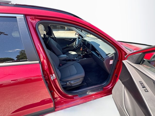 2023 Kia Niro LX