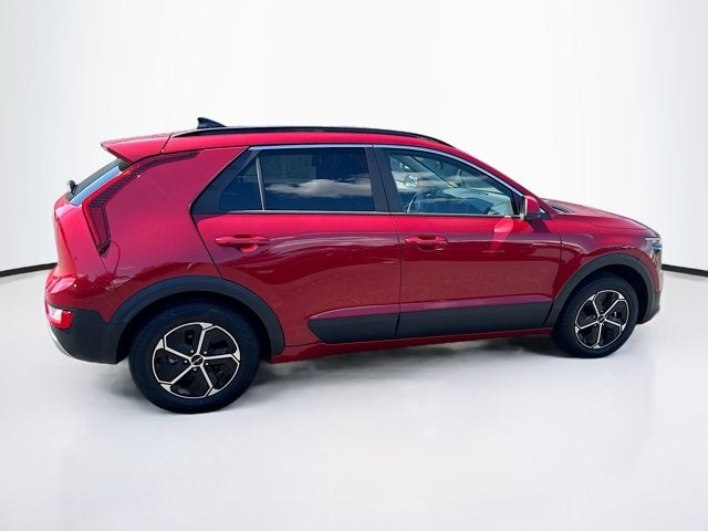 2023 Kia Niro LX