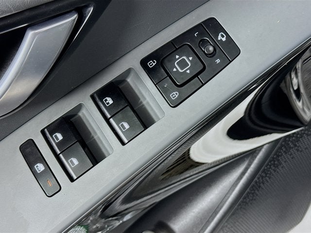 2023 Kia Niro EX Touring