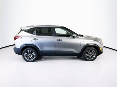 2023 Kia Seltos LX