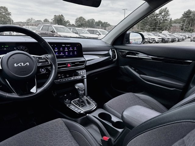 2024 Kia Seltos S