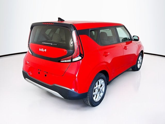 2024 Kia Soul LX