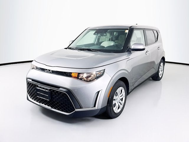 2023 Kia Soul 2.0L LX IVT's photo
