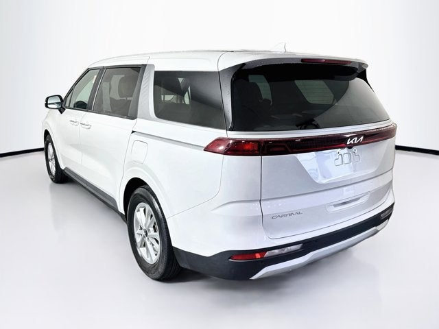 2024 Kia Carnival LX