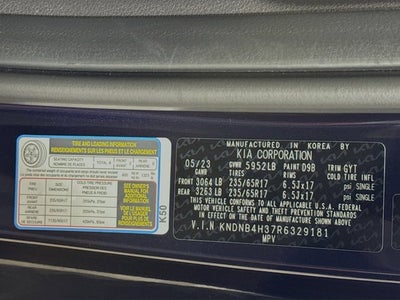 2024 Kia Carnival LX