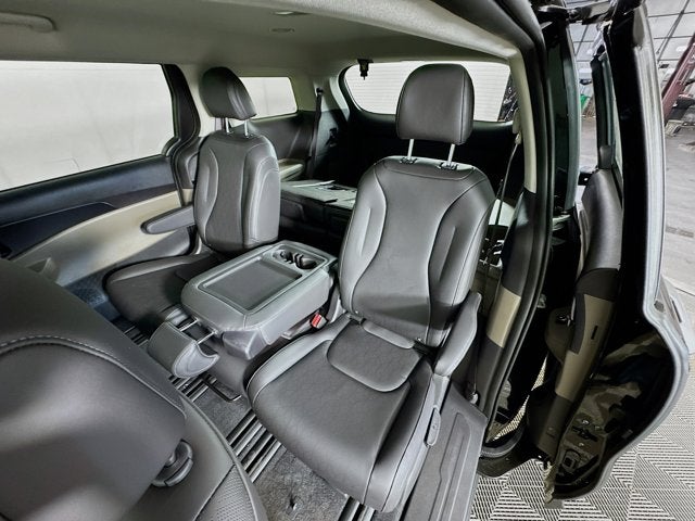 2026 Kia Carnival Hybrid LXS