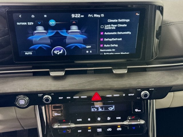 2024 Kia Carnival EX