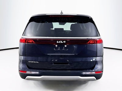 2024 Kia Carnival EX