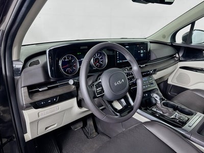 2024 Kia Carnival EX