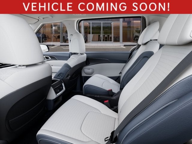 2027 Kia Carnival SX