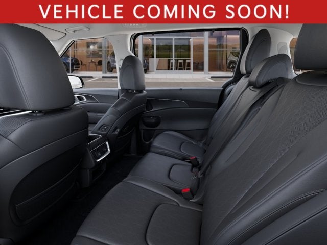 2027 Kia Carnival SX