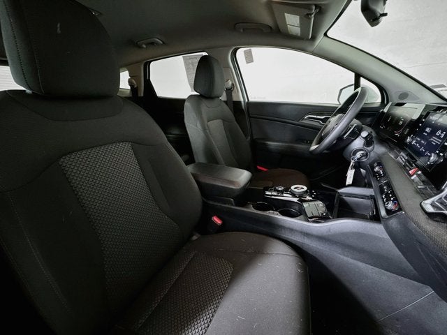 2024 Kia Sportage Hybrid LX