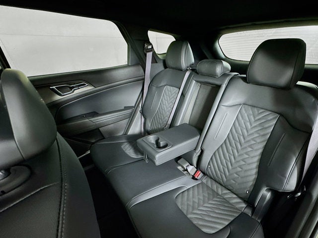 2026 Kia Sportage Plug-In Hybrid X-Line